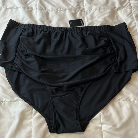 NWT Avenue swim black bottom‎ - Picture 1 of 4